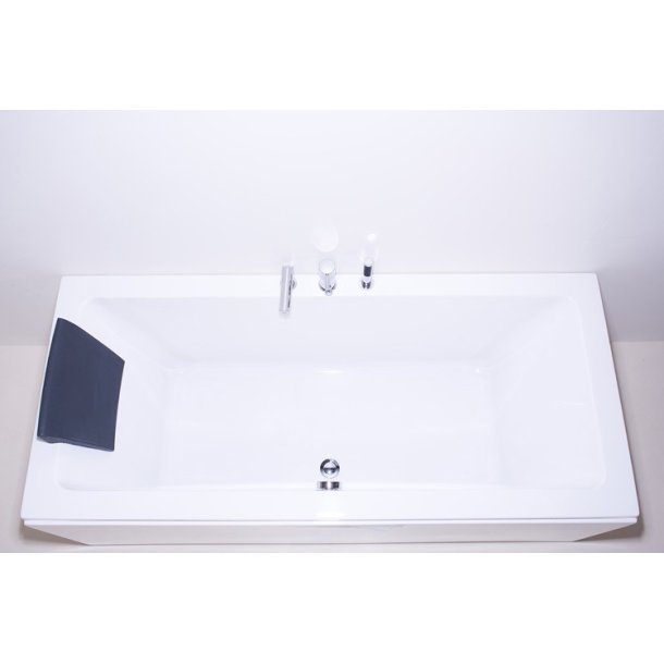 MaXXwell SEVILLA - Back-to-wall (1800x800x600 mm)